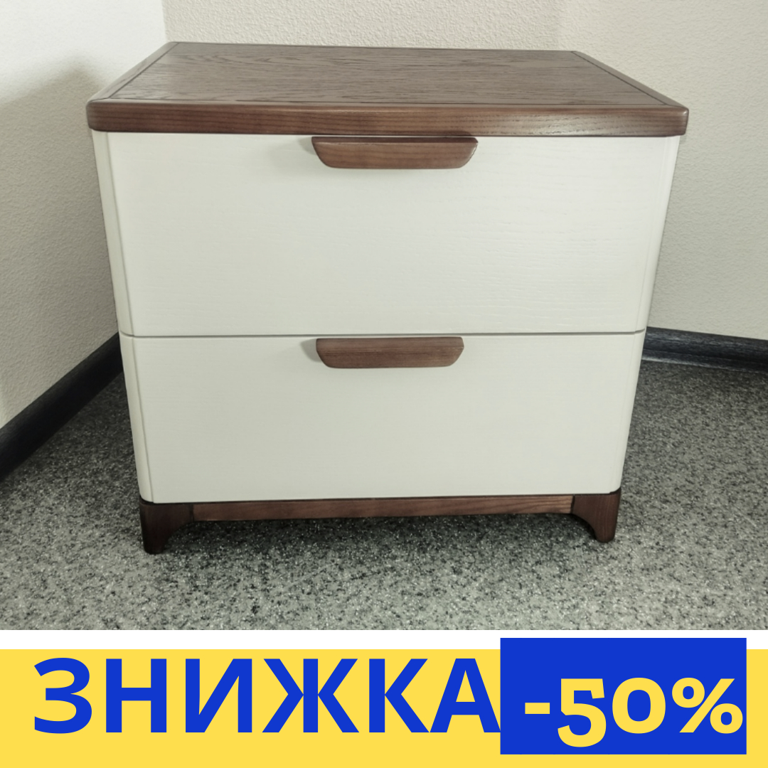 AFINA Тумба приліжкова на ніжках Габаритні розміри 550 х 420 х 505 мм Матеріали: масив ясена та шпон дуба Знижка 50%